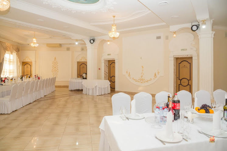 Основной зал  в «Сайран» фотография №15