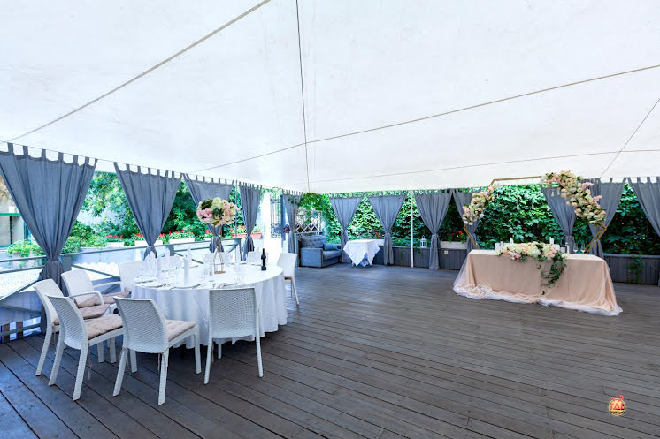 Летняя веранда в «Консул» фотография №1