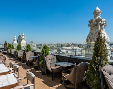  ресторан OBLAKO