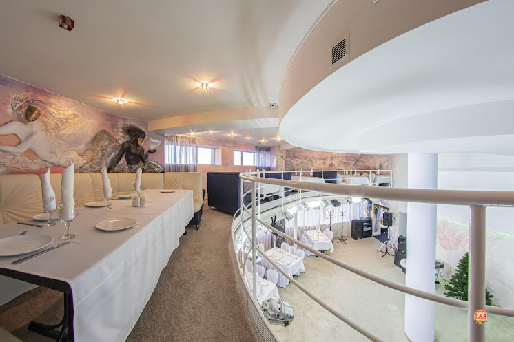 Зал «Седьмое небо» в «Седьмое небо» фотография №13