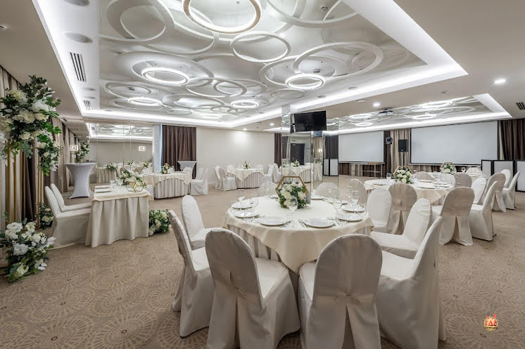 Зал «Шишкин»  в «Рамада» фотография №1