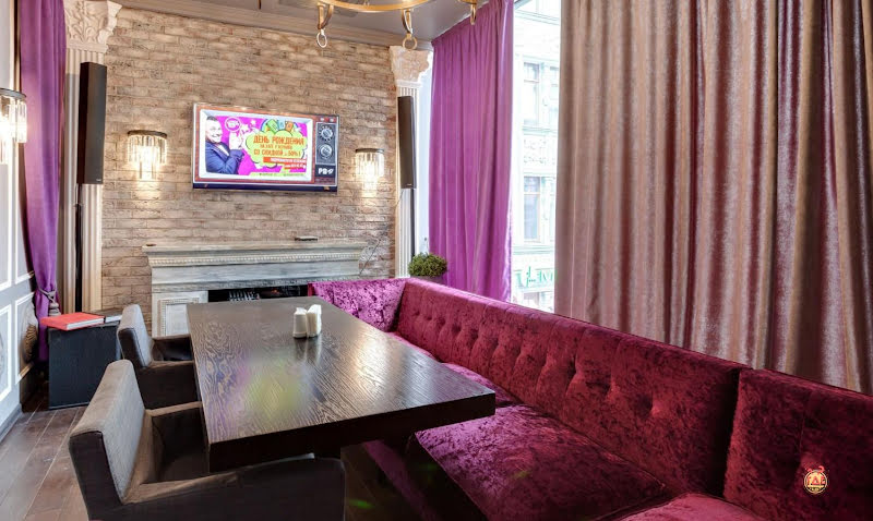 Руки ВВерх! Бар на Тверской фотография №2