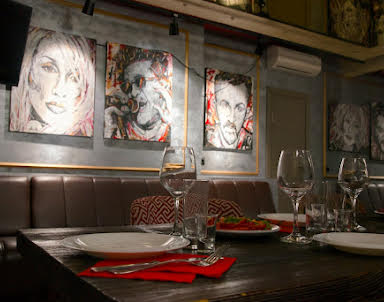  ресторан Караоке-клуб Shizgara на Автозаводе