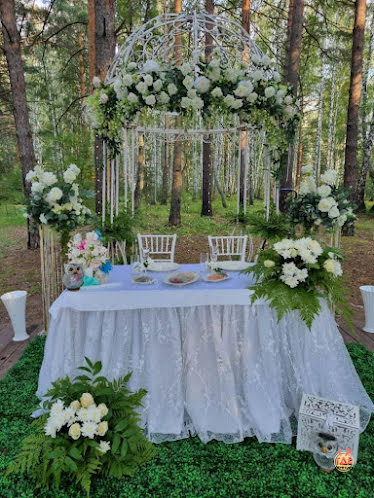 Малая беседка в «Дом пионеров» фотография №1