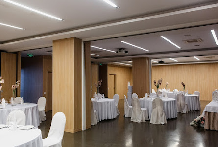 Зал "Саммит"  в Зал "Авеню" 