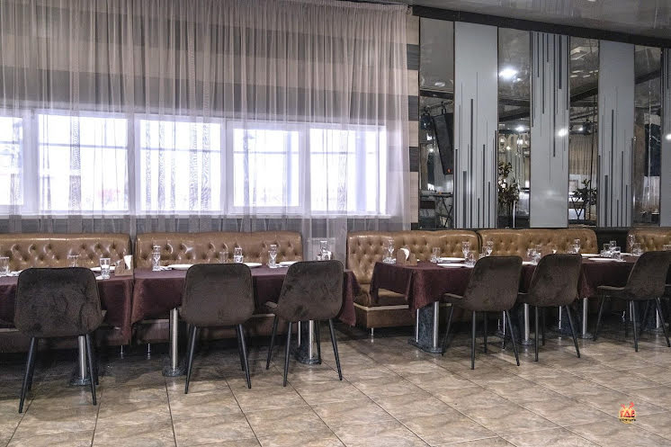 Основной зал в «Остров» фотография №5