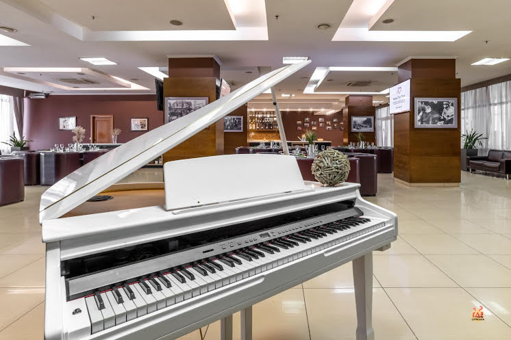 Ресторан «Синема» в «Marins Park Hotel Novosibirsk» фотография №3