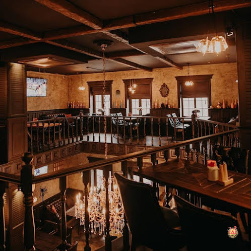 Зал на втором этаже  в «Лев Николаевич» фотография №2