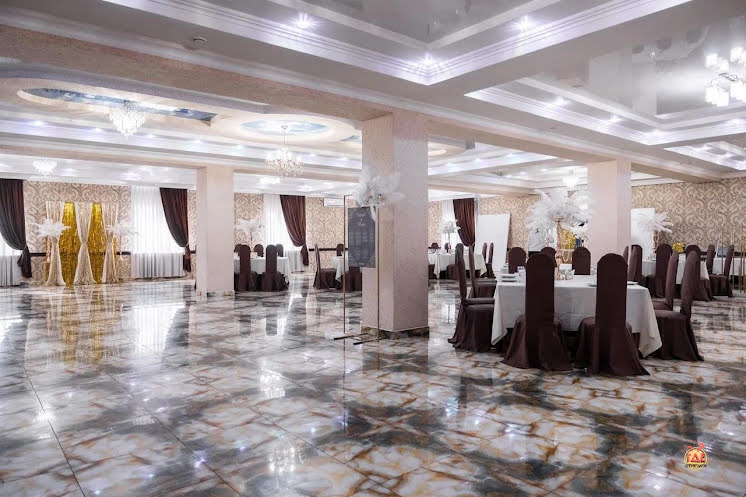 Зал на 300 человек  в «Вечерний Баку» фотография №10