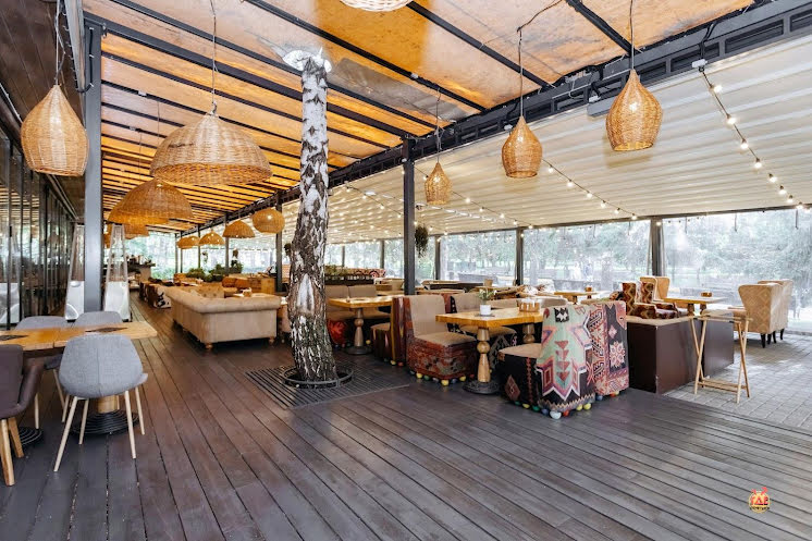 Летняя терраса  в «Чайхона №1 Тимура Ланского» фотография №6