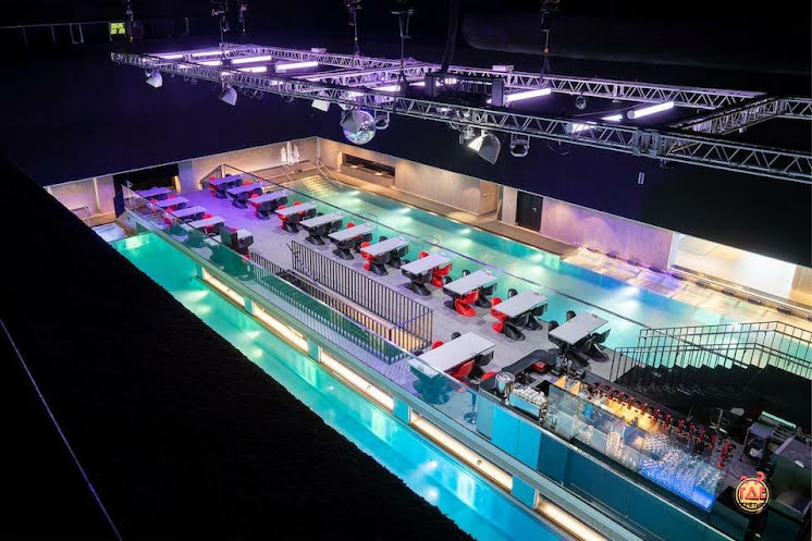 Основной зал  в «Mizu» фотография №1