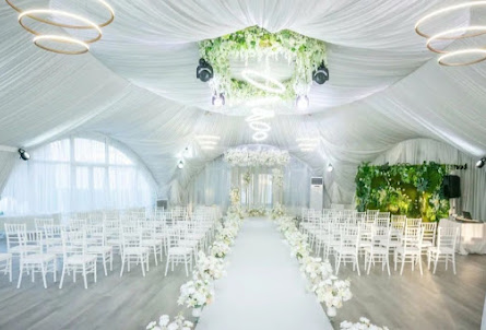 Шатер OASIS в Зал третьего этажа