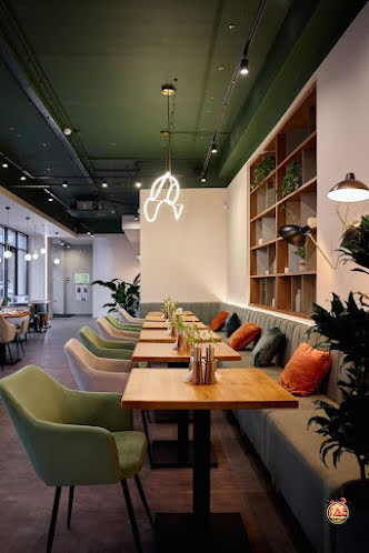 Малый зал  в «Вкусная компания на Советской Армии» фотография №8