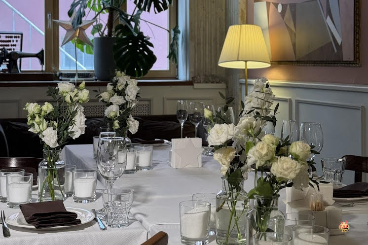 Розовый зал  в «Хитрые люди» фотография №7