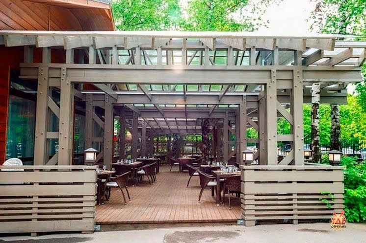 Летняя веранда в «Ипполит Матвеевич» фотография №2