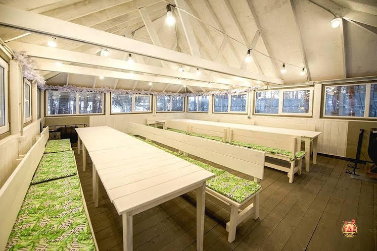 Веранда Festive  в «Лесная галактика» фотография №3