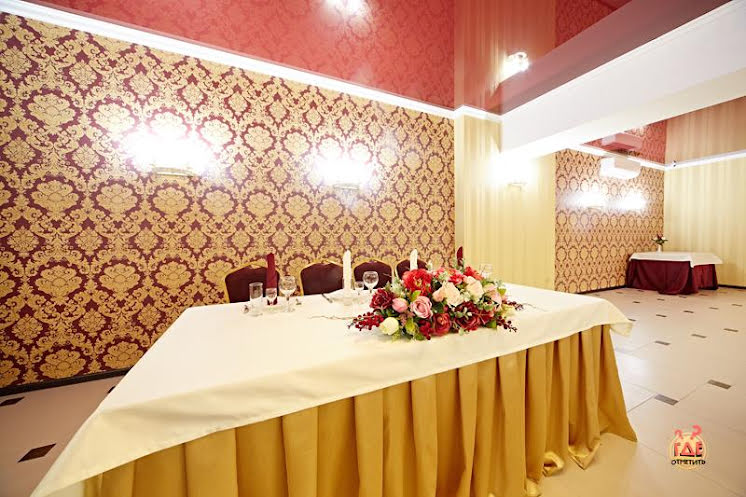 Рубиновый зал в «Времена года» фотография №15