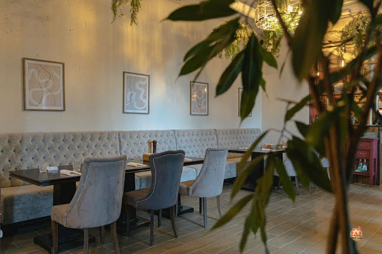 Основной зал в «Стейк-Хаус Muu на Мукомольном проезде» фотография №5