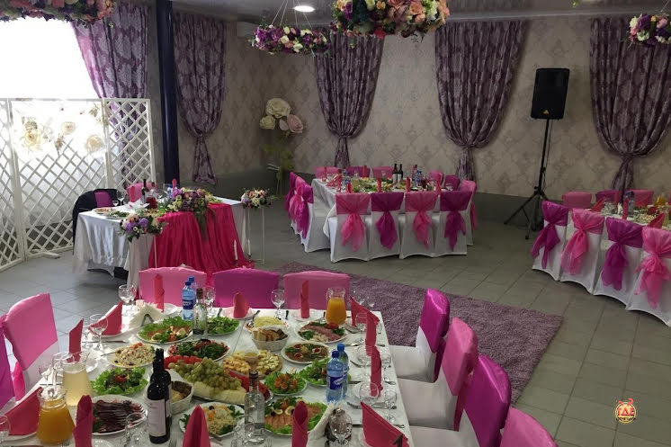 Основной зал  в «Сорри мама» фотография №5