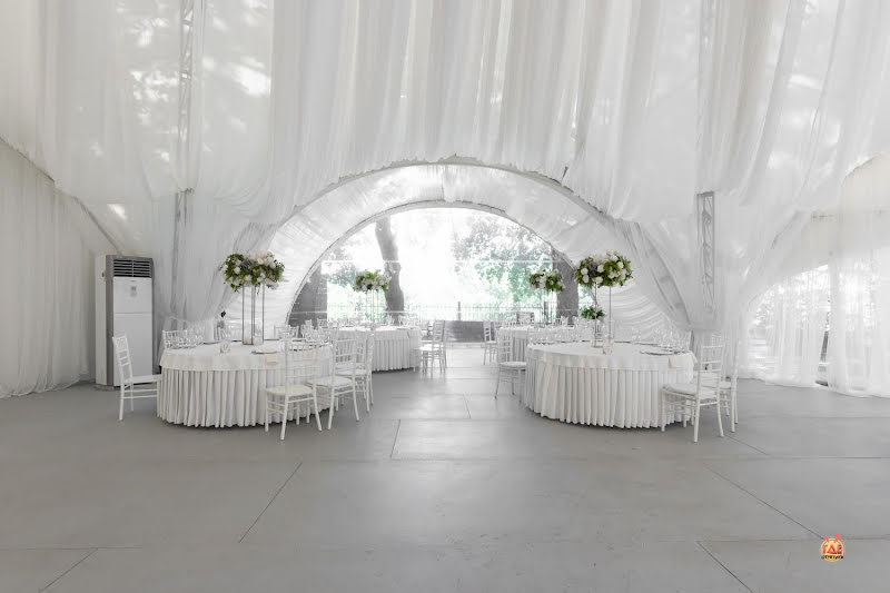 Нобель фотография №6