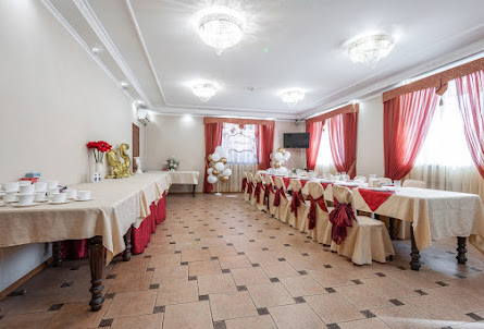 Малый зал  в Малый зал 