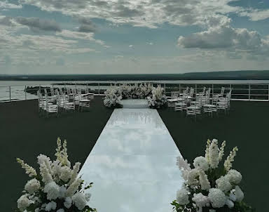 Корпоратив в Sky-Village