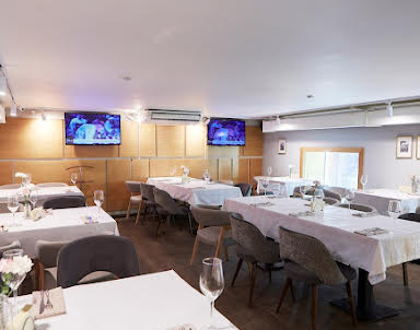  ресторан BONA на Московском проспекте