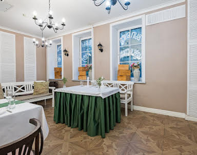  ресторан Гостиная на Железняка