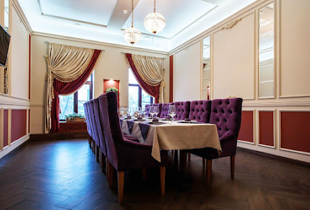 Банкетный зал в VIP-зал на 4 человека