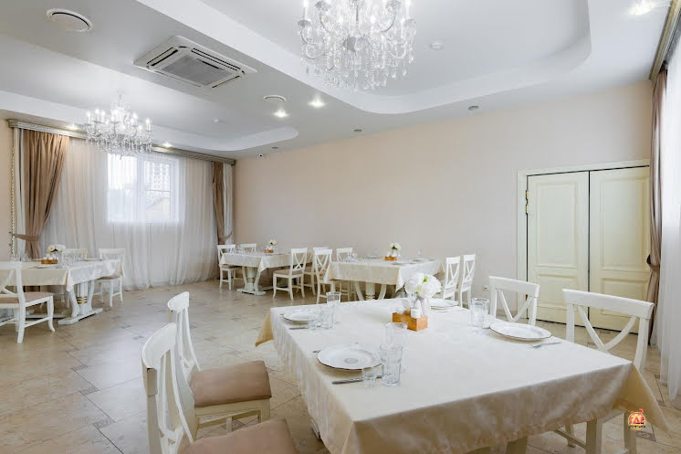 Большой зал  в «Puri» фотография №4