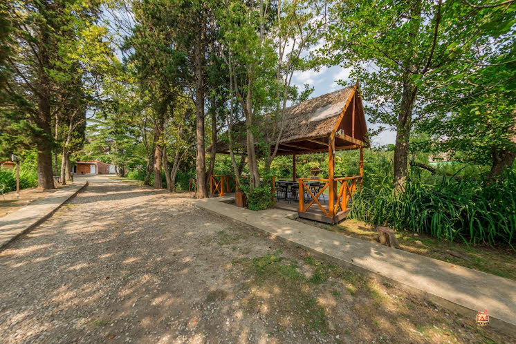 Беседки  в «Озеро Дивное» фотография №2