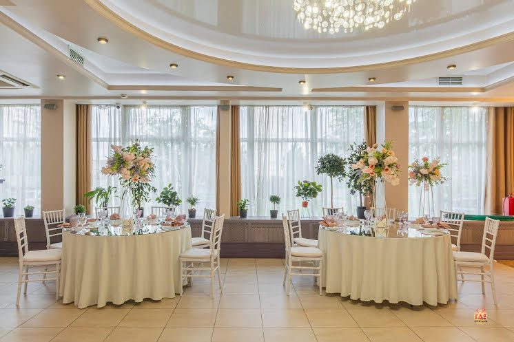 Основной зал  в «Liris Hall на Российском проспекте» фотография №3