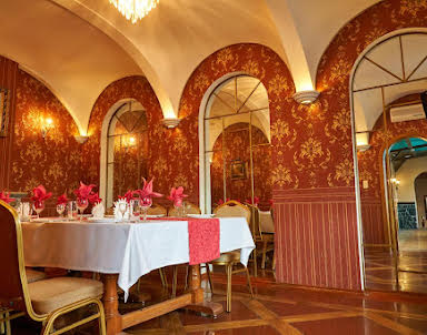  ресторан Шафран