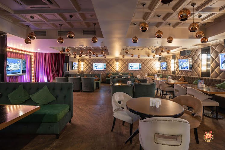 Караоке большой зал в «Руки ВВерх! Бар Одинцово» фотография №1