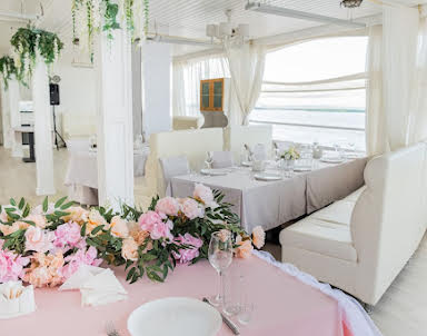  ресторан Белуга на Волге