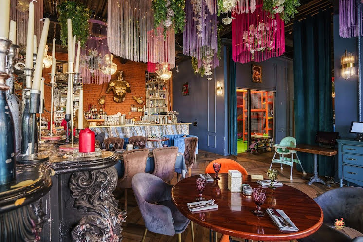 Основной зал в «Mansard» фотография №2