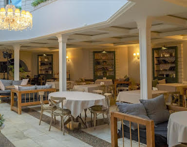 Новый год в Хинкальная на Краснобогатырской