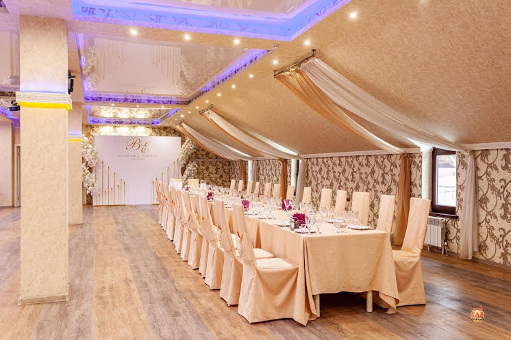 Банкетный зал на 3 этаже в «Помещик на Бершанской» фотография №7