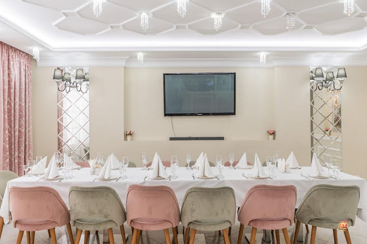 Зал на 25 человек  в «Питер» фотография №11