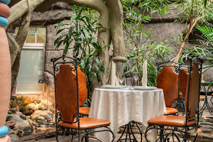 Зал «Зимний сад» в «Русская трапеза» фотография №4