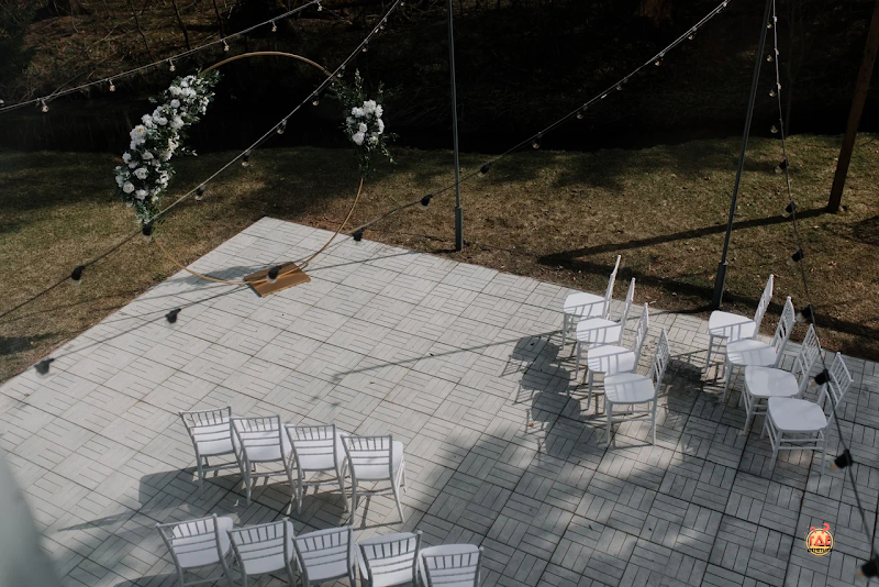 Дом у реки фотография №9