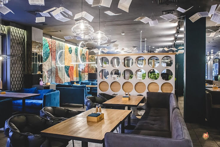 Основной зал в «Едатека на Молодогвардейской» фотография №2