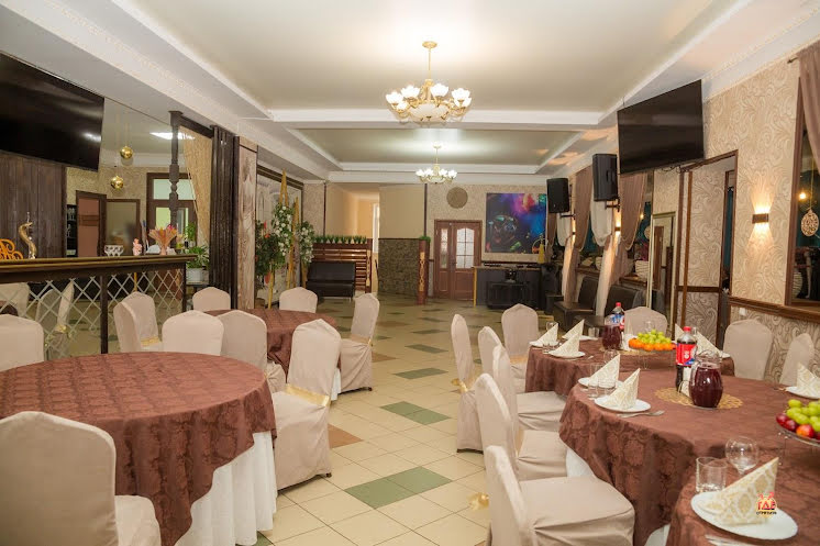 Большой банкетный зал в «Наши Люди» фотография №4