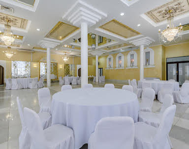  ресторан Cronwell Park Ника