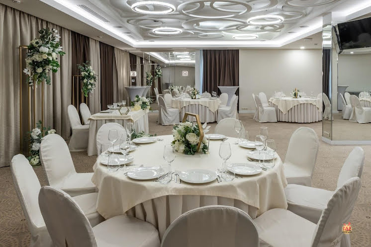 Зал «Шишкин»  в «Рамада» фотография №3