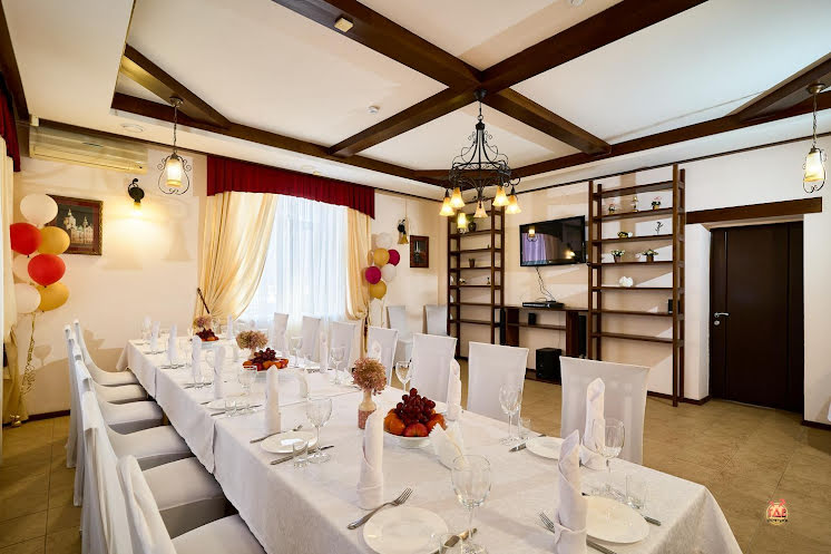 Зал на 25 человек в «Ностальжи» фотография №1