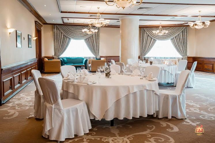 Зал «Петровский» в «Сафмар Аврора Люкс» фотография №11