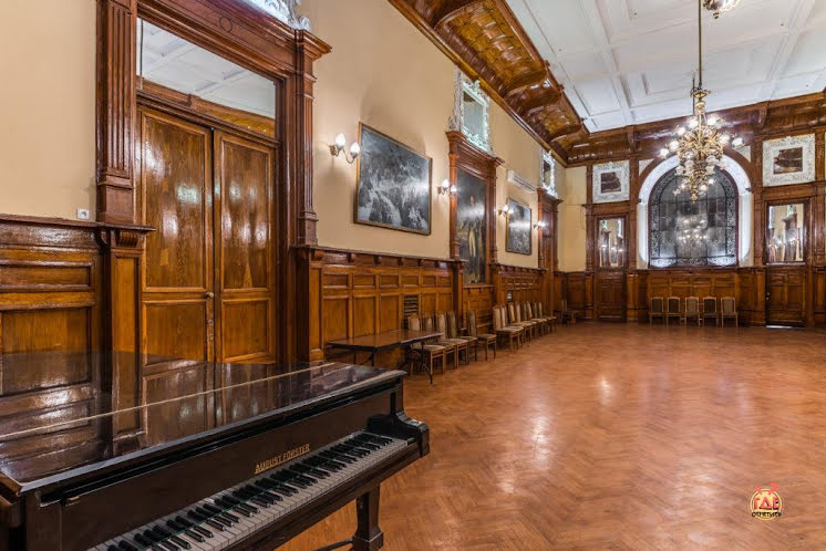 Зал "Дубовая гостиная" в «Офицерское собрание» фотография №9