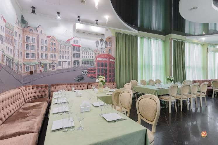 Большой зал в «Fashion Cafe» фотография №8