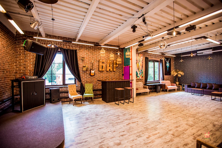 Лофт Комод  в «КомоД и Амулет» фотография №17